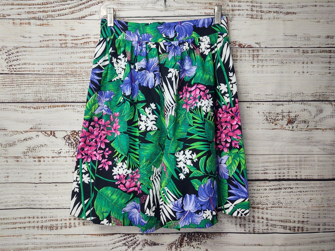 Vintage Shorts / 1980s 80s / Long Shorts / Tiki Hawaiian Spring Summer ...