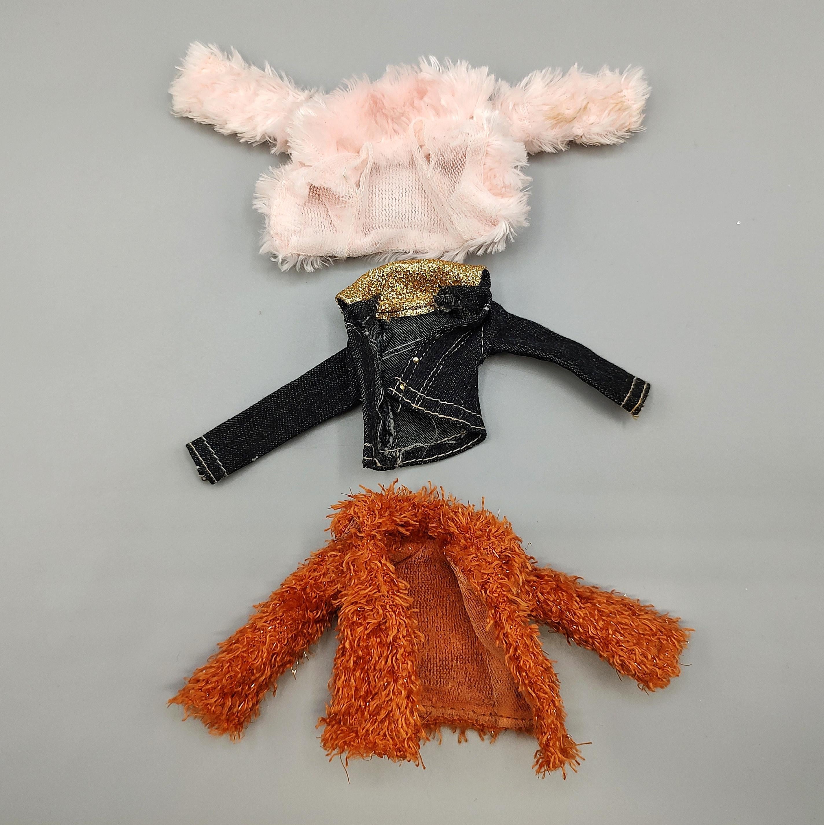 Bratz Doll Black Faux Fur Jacket with Red-Accent Crop Top It main image 2