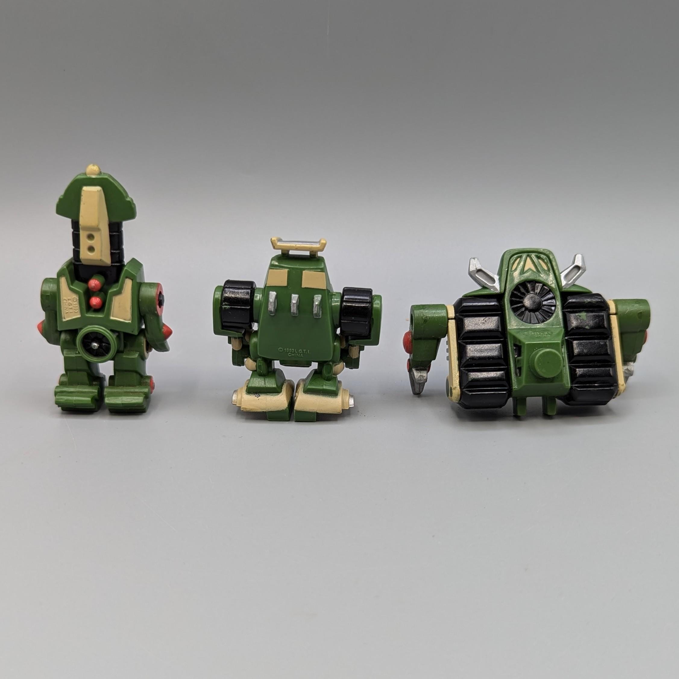 Vintage 1994 Galoob Micro Machines ZBOTS Vehicle Bazooka Linkbots
