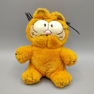 Vintage Garfield the Cat / Retro Stuffed Toy / Vintage Plush toy / Orange Black