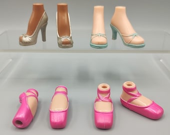 Vintage Bratz Doll Clothing / Retro Fashion Clothes Accessory / Shoes Sneakers Boots Heels Slippers Feet / Passion 4 Fashion Sasha