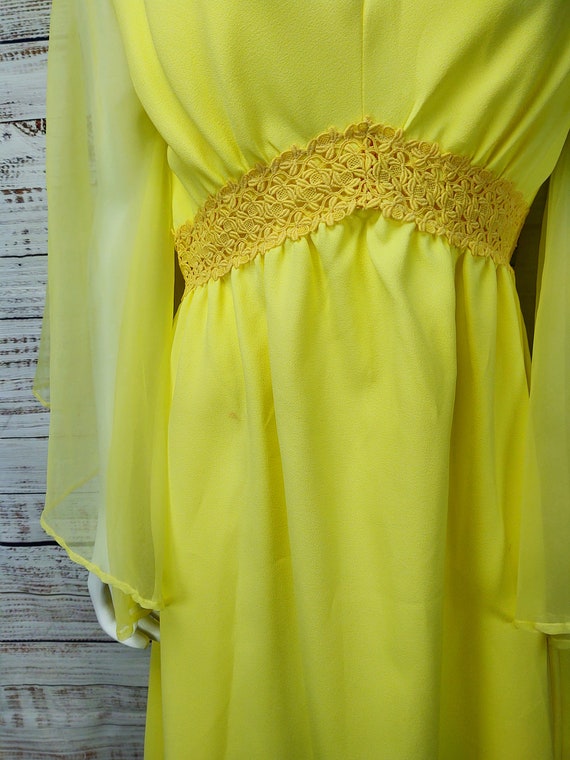 Vintage Maxi Dress / Yellow Dress / 1970s Maxi Dr… - image 8