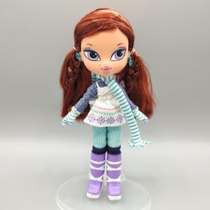 Vintage Bratz Doll / Retro Fashion Brat Doll / 2001 2000s 00s y2k / Kidz Winter Vacation Campfire Pheobe