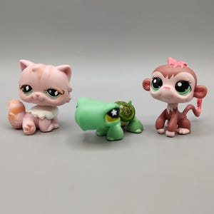 Hasbro Littlest Pet Shop / Retired Discontinued LPS / Vintage Authentic lps Figures / Pick Your Pet