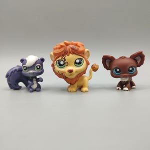 Hasbro Littlest Pet Shop / Retired Discontinued LPS / Vintage Authentic lps Figures / Pick Your Pet