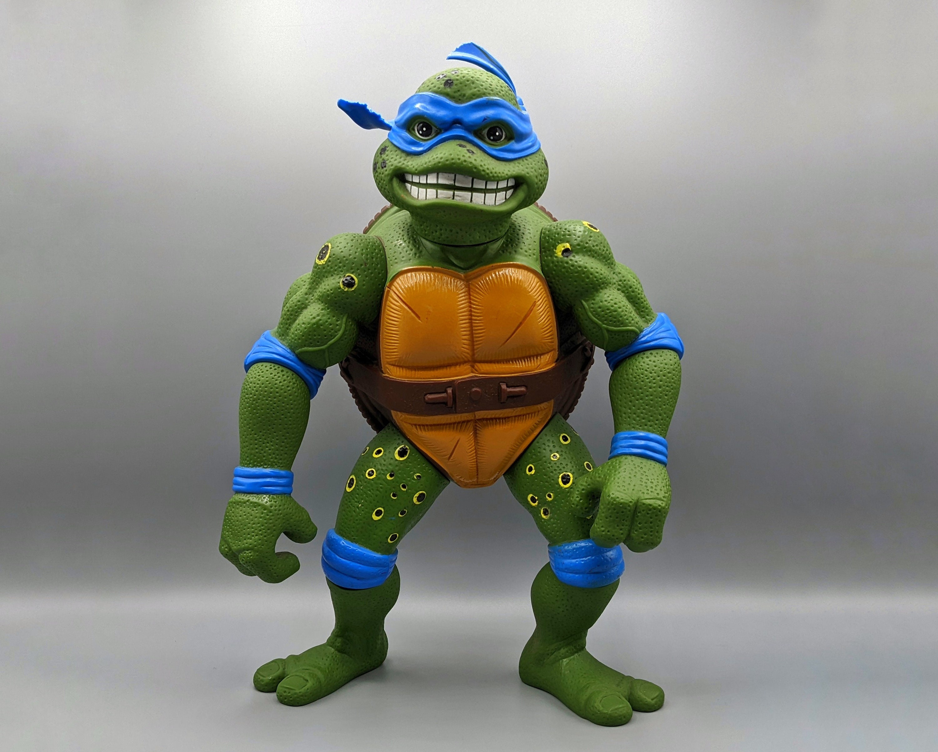 Shredder Tmnt Ninja Turtles Half Shell Heroes 2.5 Mini Action Figure –  Omniphustoys