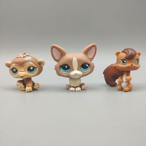 Hasbro Littlest Pet Shop / Retired Discontinued LPS / Vintage Authentic lps Figures / Pick Your Pet