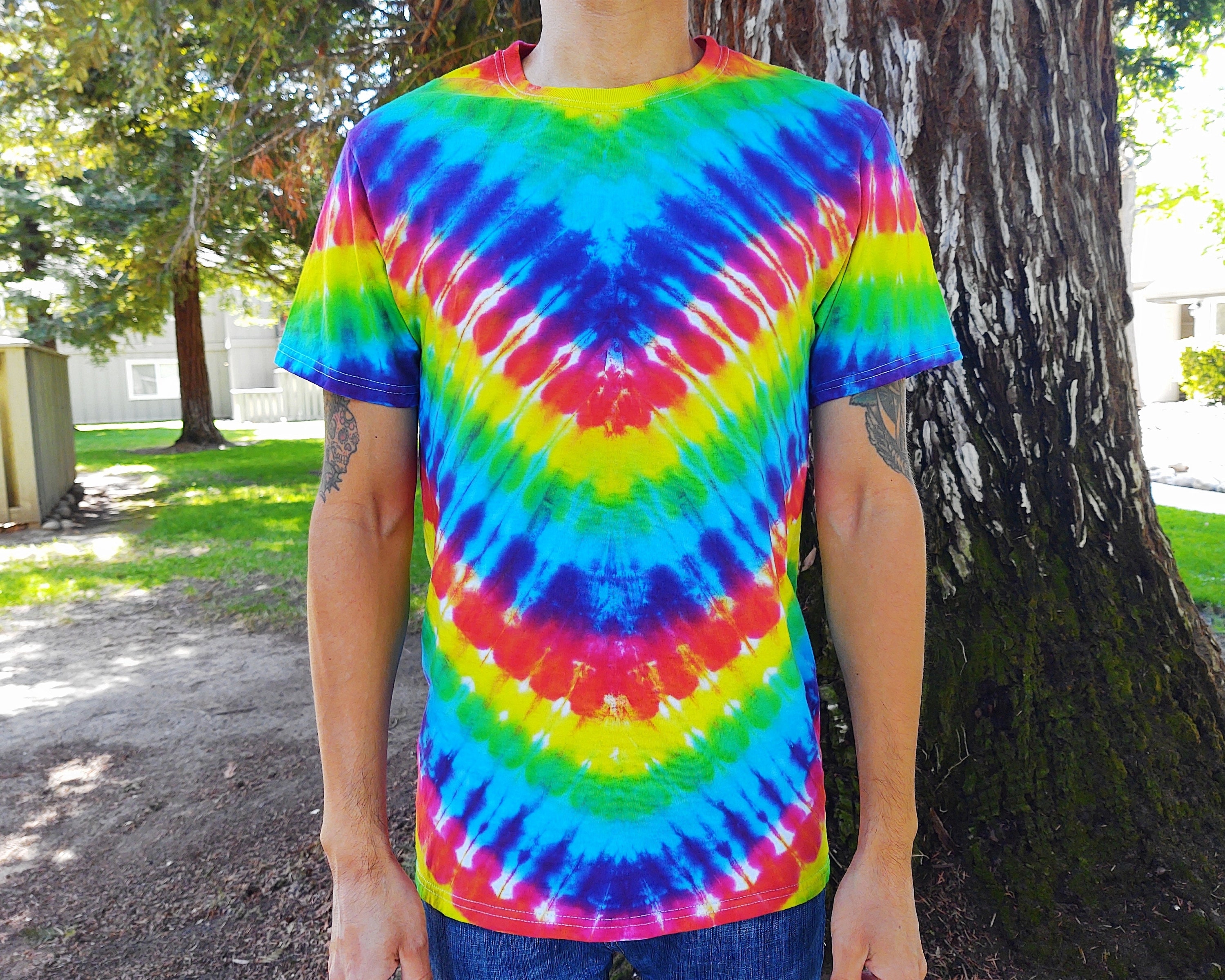 Tie Dye T Shirt / Psychedelic Colorful Tie-dye Tee / Tiedye - Etsy UK