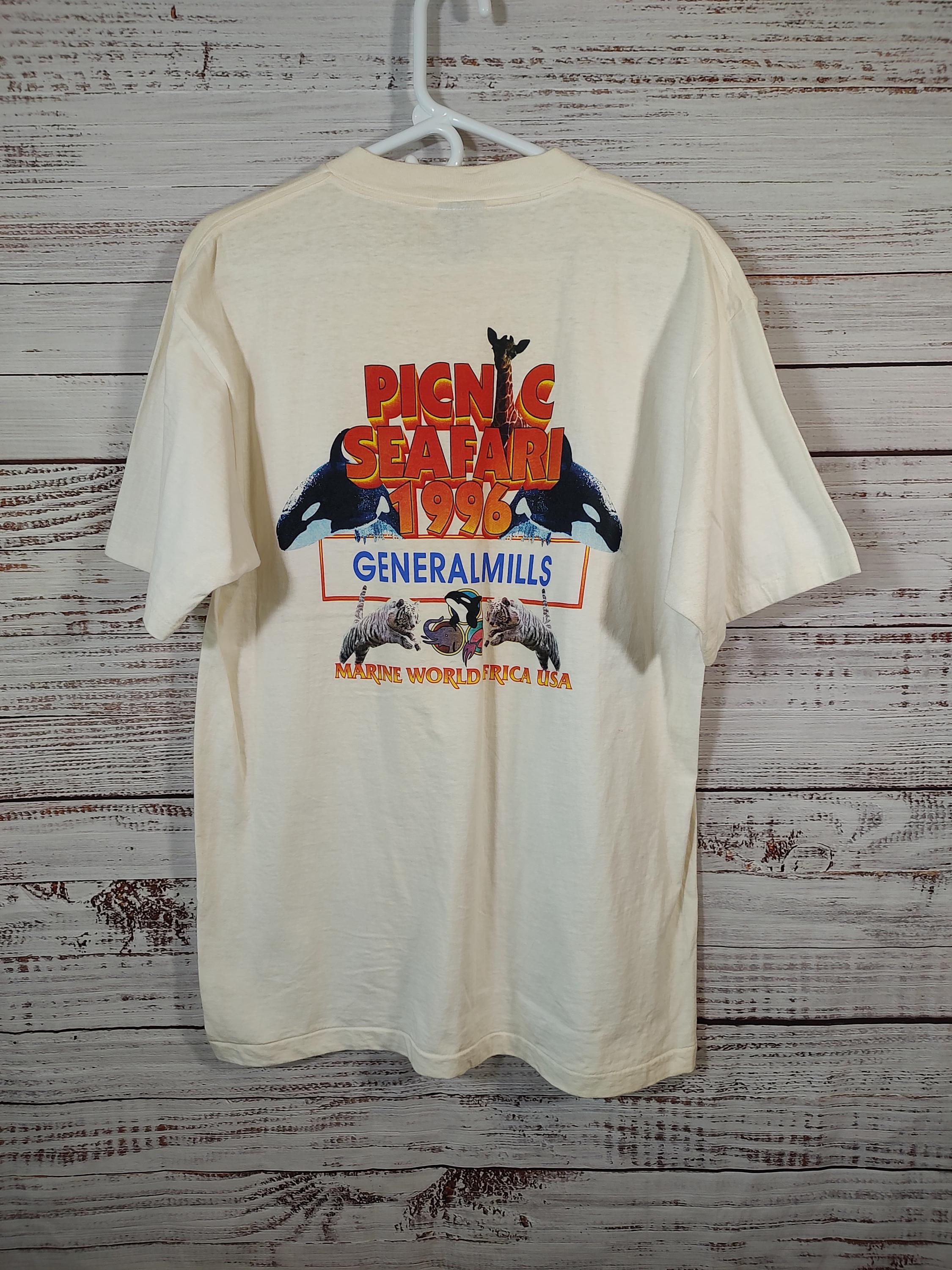 Vintage Single Stitch Graphic Tee / Picnic Safari 1996 Marine 