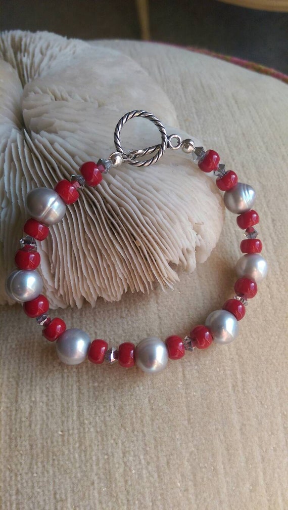 Items similar to Red Coral & silvery freshwater Pearl bracelet with ...