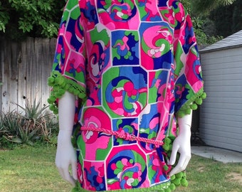 Vintage 70s Abstract Face Tunic Top: Ball Fringe Coverup