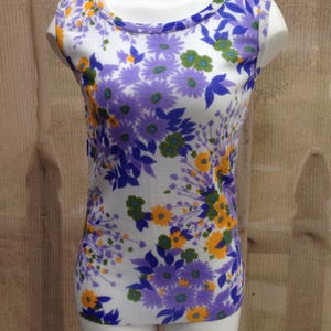 Vintage 70s Floral Tank Top - Montgomery Wards - Acrylic Sleeveless Top image 10