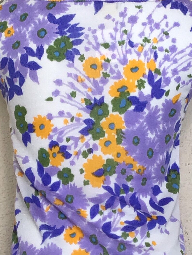 Vintage 70s Floral Tank Top - Montgomery Wards - Acrylic Sleeveless Top image 4