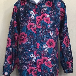 Vintage 80s Womens / Blue Pink White Floral / Long Sleeves / Button Up / Blue Floral Blouse /Casual Careerwear / Blouse Top /Work Shirt