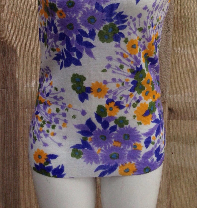 Vintage 70s Floral Tank Top - Montgomery Wards - Acrylic Sleeveless Top image 6
