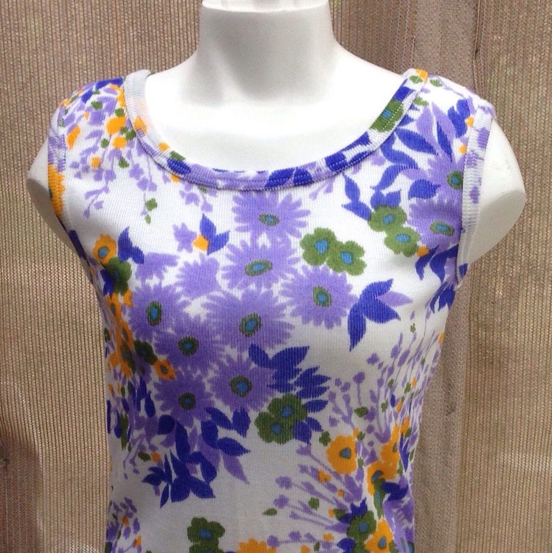 Vintage 70s Floral Tank Top - Montgomery Wards - Acrylic Sleeveless Top image 5