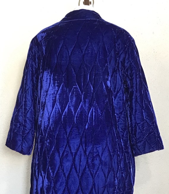 70s Royal Blue Velour Quilted Long Sleeve Button … - image 7