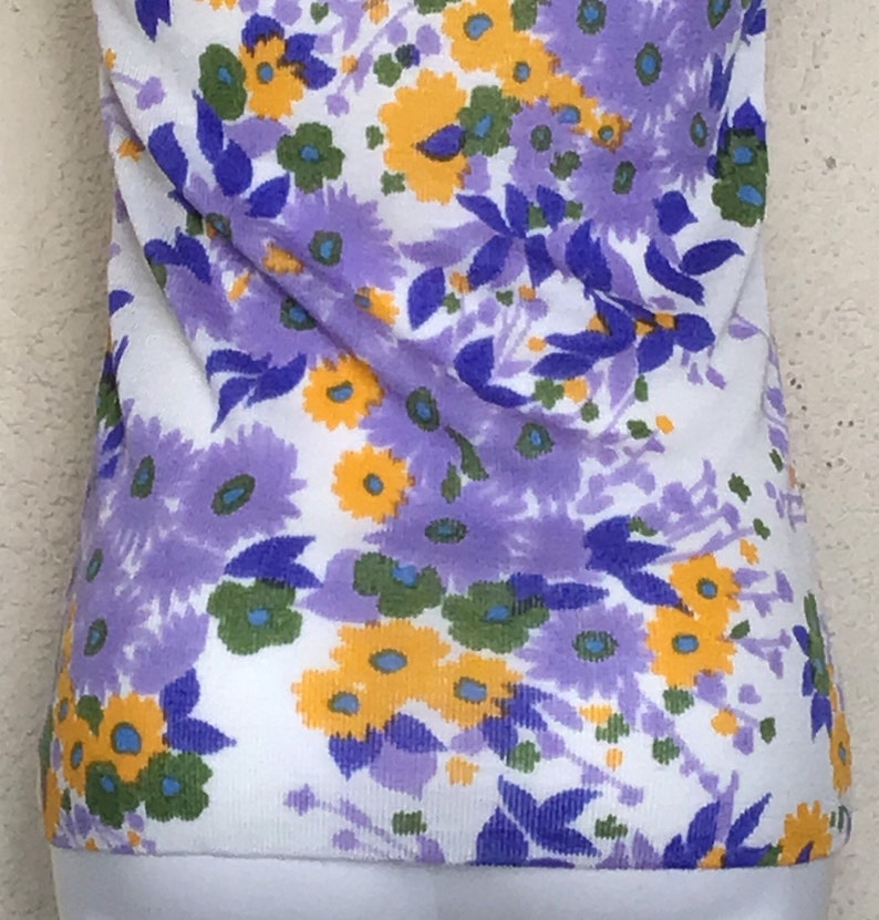 Vintage 70s Floral Tank Top - Montgomery Wards - Acrylic Sleeveless Top image 8