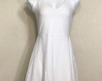 Vintage Y2K Hollister White Floral Lace Babydoll Mini Dress