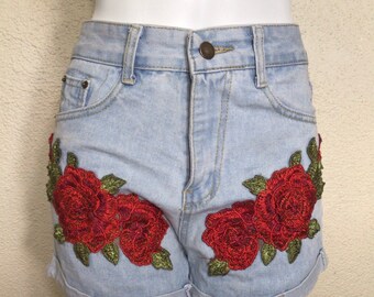 00s 90s Distressed Blue Jean Red Rose Patch Denim Cut Off Shorts