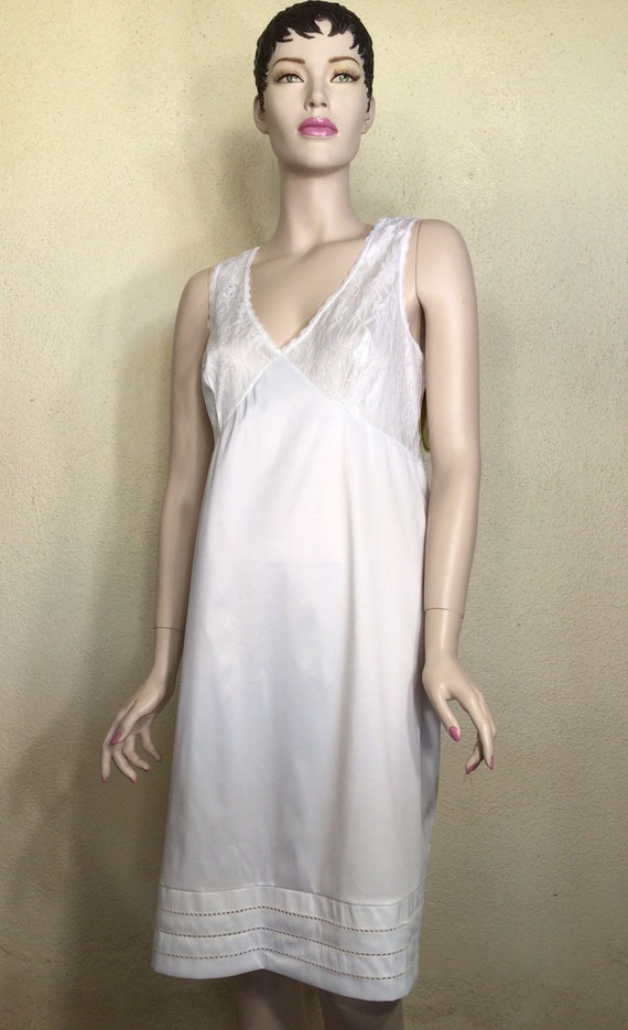 70s Velrose White Nylon Floral Lace V-neck Midi F… - image 1