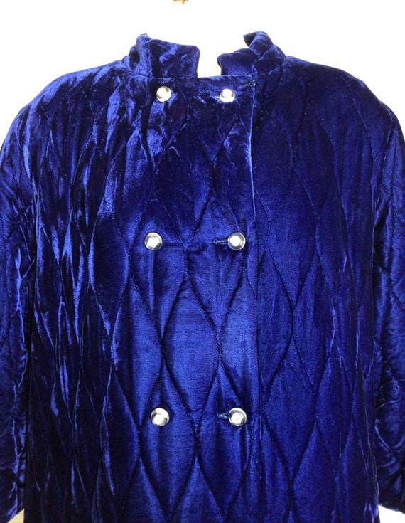 70s Royal Blue Velour Quilted Long Sleeve Button … - image 4