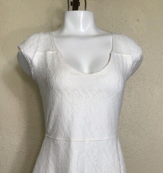 00s Hollister White Floral Lace Cap Sleeve Babydo… - image 4