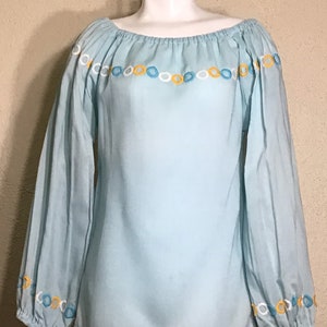 Vintage 70s / Womens MOD / Blue Cotton Blouse / Embroidered Circles / Long Sleeves / Pullover Top / Bohemian Hippie / Cool Summer Top