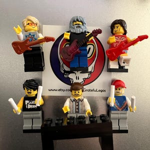 Grateful Dead Gift FULL BAND Magnet - free Dead sticker - CUSTOM built of Bricks Jerry Garcia Bob Weir Dead and Company