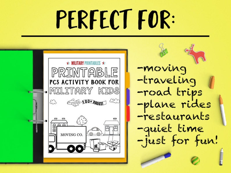 Pu&ograve; includere: Un libro di attivit&agrave; stampabile in bianco e nero per bambini militari con il titolo "Printable PCS Activity Book for Military Kids" e il testo "100+ Pages!" La copertina presenta un camion di trasloco, un'auto e delle scatole.