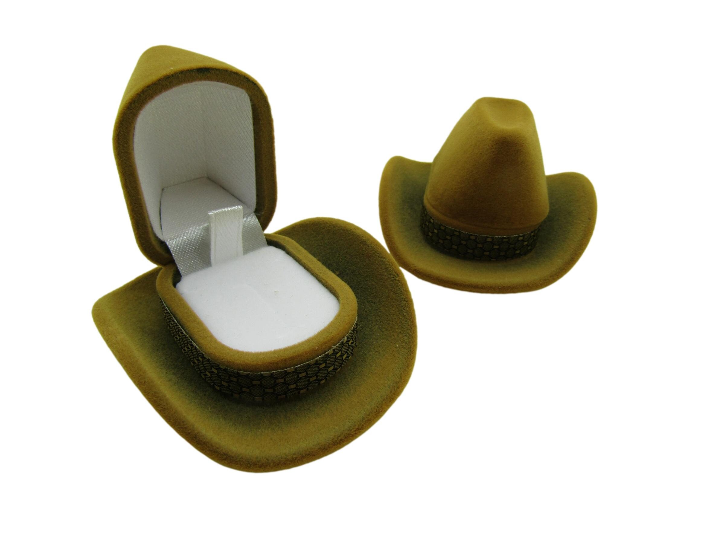 cowboy hat (jewelry box ONLY) — YEAR 901