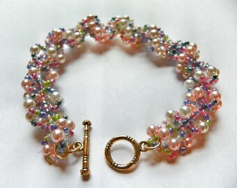 Pink Helix Bracelet Hot Pink and Fuchsia Spiral Rope Design Pink Pink Toned Seed Bead Patterned Bracelet