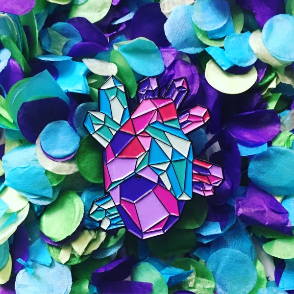 Geometric Heart Enamel Pin 2.0 - Black