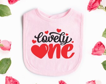 Valentines First Birthday Pink Bib. Lovely One 1st Birthday Heart Themed Bday Outfit. Boys & Girls Valentines Day Birthday Party Cake Smash