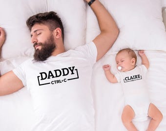 Personnalisé Copier Coller Ctrl C Ctrl V Body ONESIES® assorti pour papa - Idée cadeau assortie pour la fête des pères Papa et moi papa technicien 002
