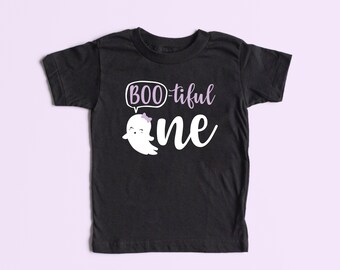 Camiseta de cumpleaños de Halloween "BOO-Tiful One" - Primer cumpleaños de Halloween - Lindo lazo fantasma - Camiseta de cumpleaños de Halloween pastel para niñas
