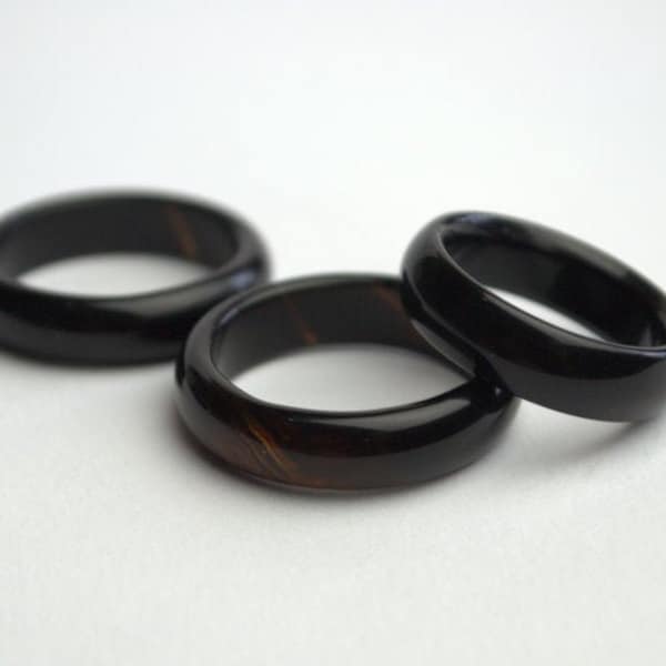 Black agate stone ring Solid black gemstone ring band Boho stone rings jewelry Asexual black ring Agate onyx rings Gift for boyfriend