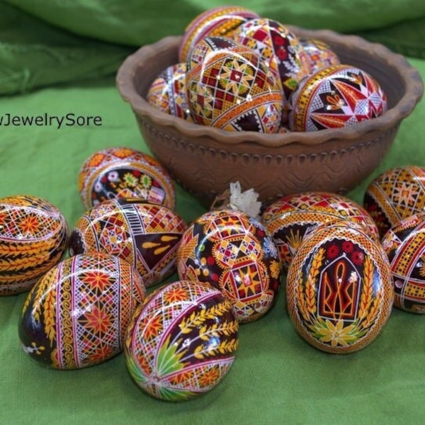 Huevos de Pascua ucranianos reales Pysanky Huevos de Pascua hechos a mano Pollo Pysanka tradicional ucraniano huevo de Pascua de alta calidad Decoración de Pascua