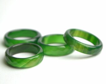 Green Agate Stone Band Ring: Artisan Boho Stacking Ring
