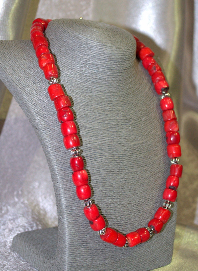 Collier de corail rouge naturel collier de perles vintage pour - Etsy ...