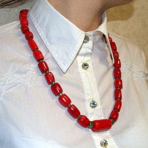 Vintage Red Coral Necklace: Genuine Gemstone Jewelry