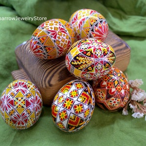 Traditional Ukrainian Pysanka Chicken high quality easter egg Real Ukrainian Easter eggs Pysanky Hand made home decor gift Easter ornaments