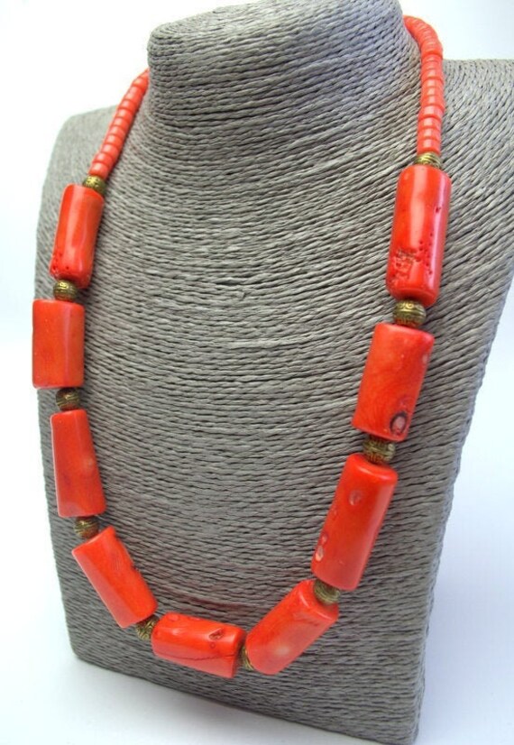 Collier Vintage En Perles De Corail Saumon Nouées Et Or 14K - Fermoir En Or, Occasion