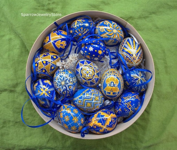 バカラ レアカラー 金彩 卵型 イースターエッグ 金属台座付き ブルークリスタル バカラ レアカラー 金彩 卵型 イースターエッグ 金属台座付き ブルー