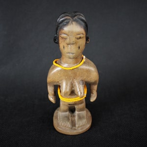 EWE DOLL STATUE from Ghana or Togo. Venavi, Venovi, Fertility Doll, Tribal Tribale Art. African Art authentic collectible ethnic figurine