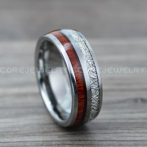 8mm Silver Tungsten 2 Tiered Meteorite and Koa Wood Wedding Band Tungsten Meteorite Ring with Imitation Meteorite Texture Inlay Wedding Band
