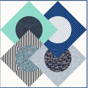 Könnte beinhalten: Abstraktes geometrisches Muster mit vier überlappenden Quadraten in Blautönen, Weiß und Grün. Jedes Quadrat zeigt ein anderes Muster, darunter Anker, Streifen und Punkte. Die Quadrate sind in einer Diamantform angeordnet.