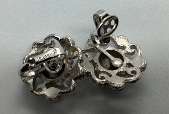 Crown Trifari silver toned vintage clip on earrin… - image 6