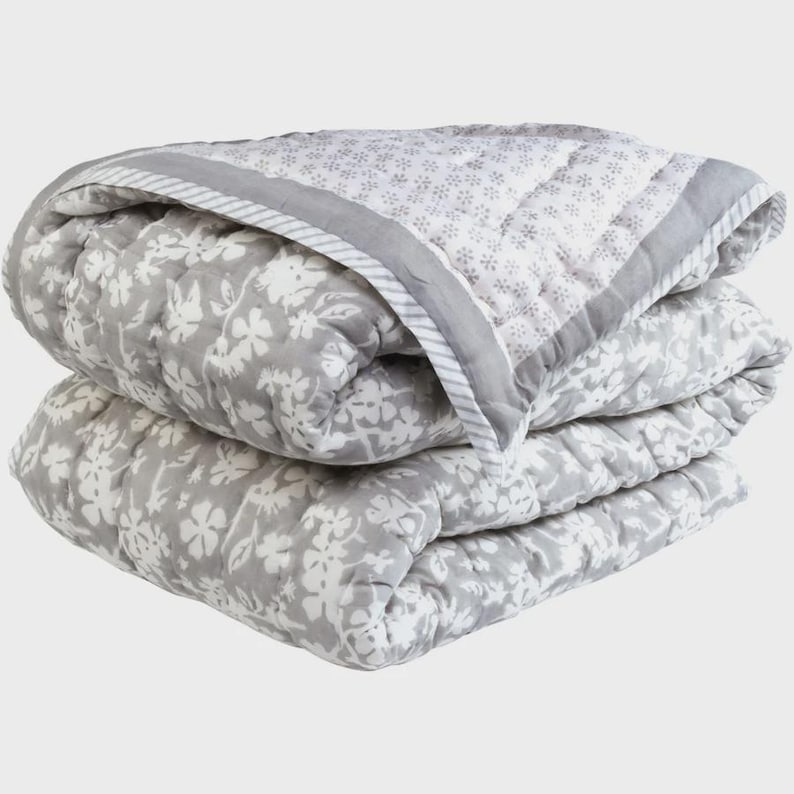 Suchiras Quilt - Thumbnail 2
