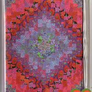 Eight Quilt Blank Note Cards and Matching Envelopes. &#39;Ode to Kaffe&#39;. Trip Around the World Pattern. One of a Kind.